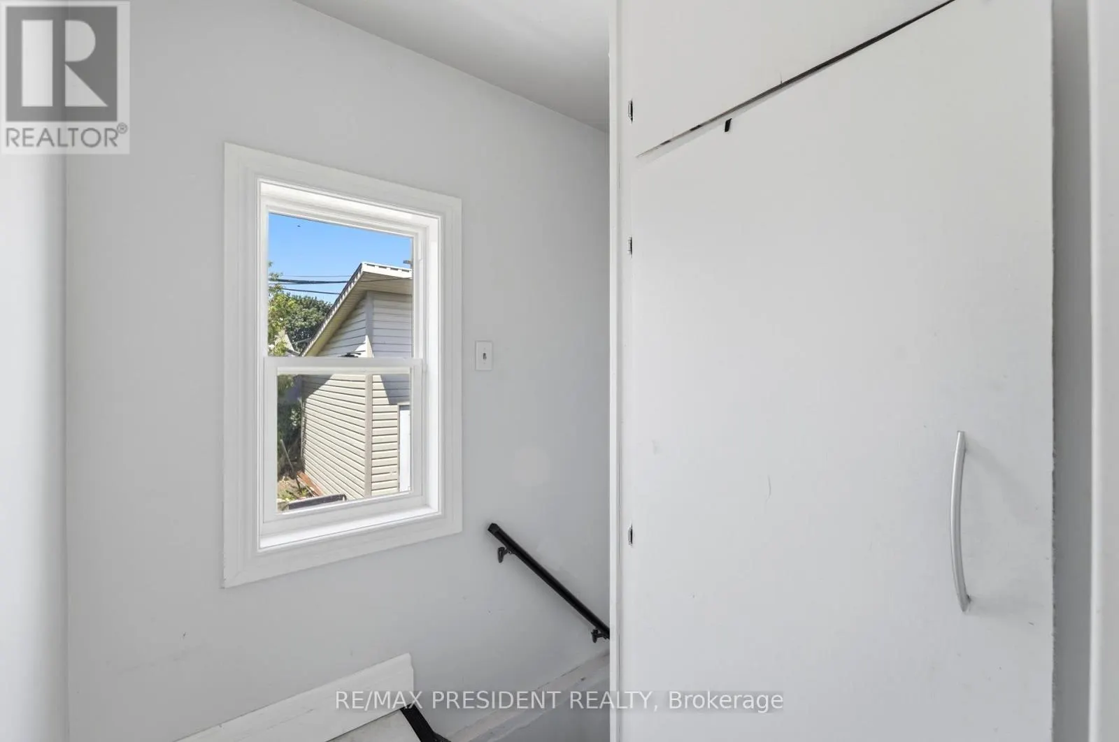 43 ADAIR AVENUE N