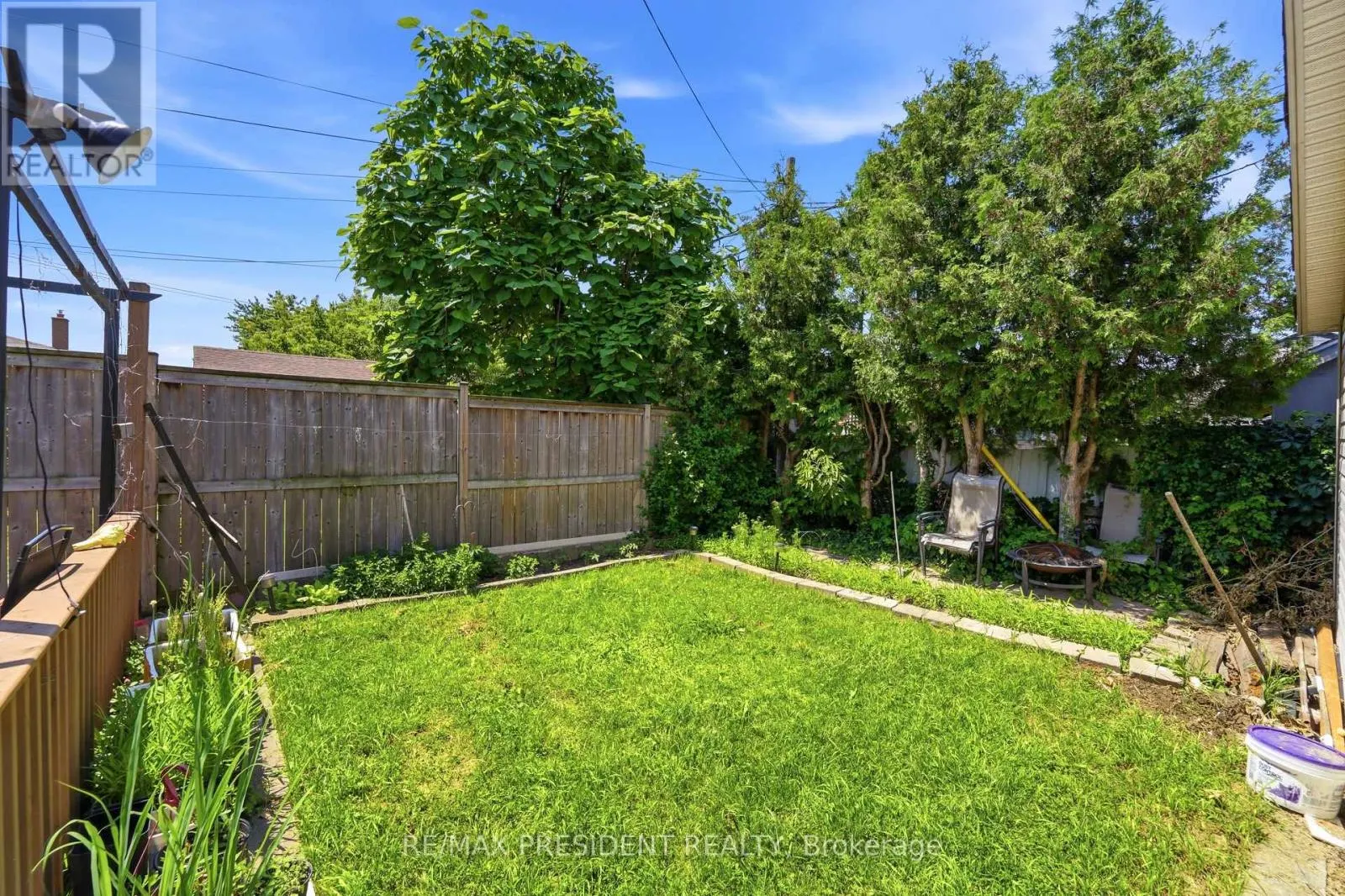 43 ADAIR AVENUE N
