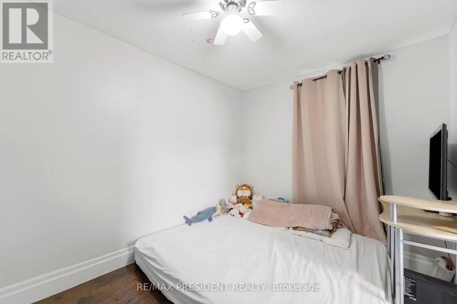 43 ADAIR AVENUE N