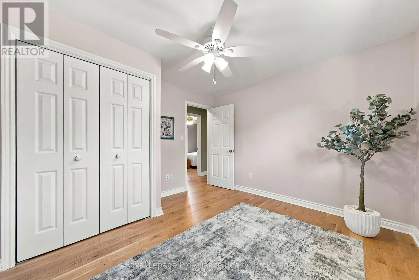 176 ASHLEY STREET