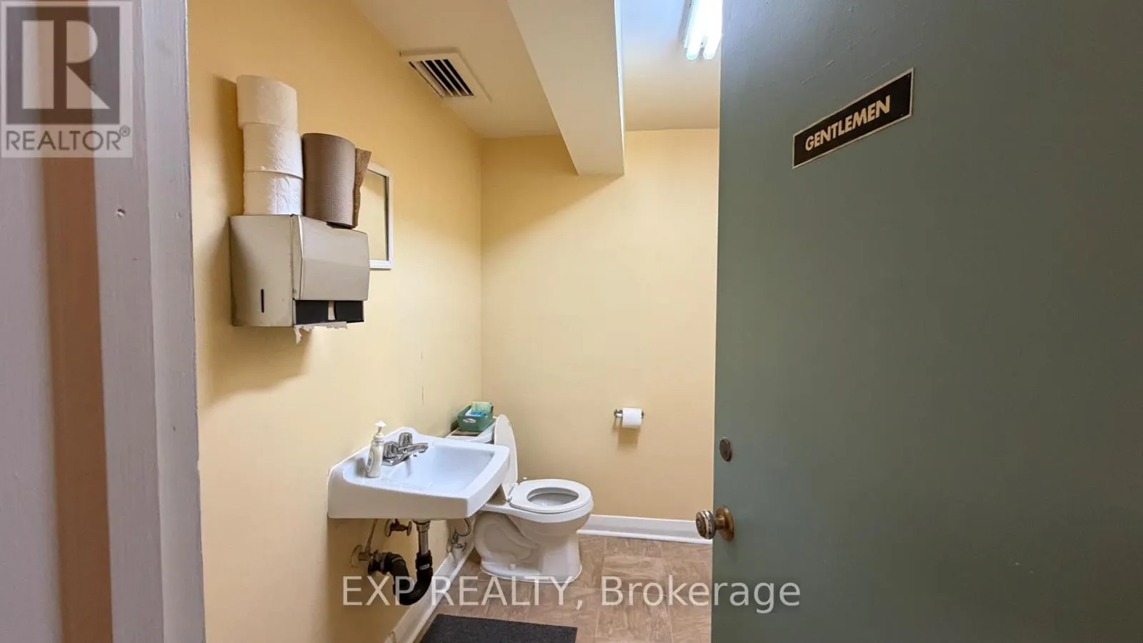 UNIT 2 - 74 DUNDAS STREET W #Unit 2
