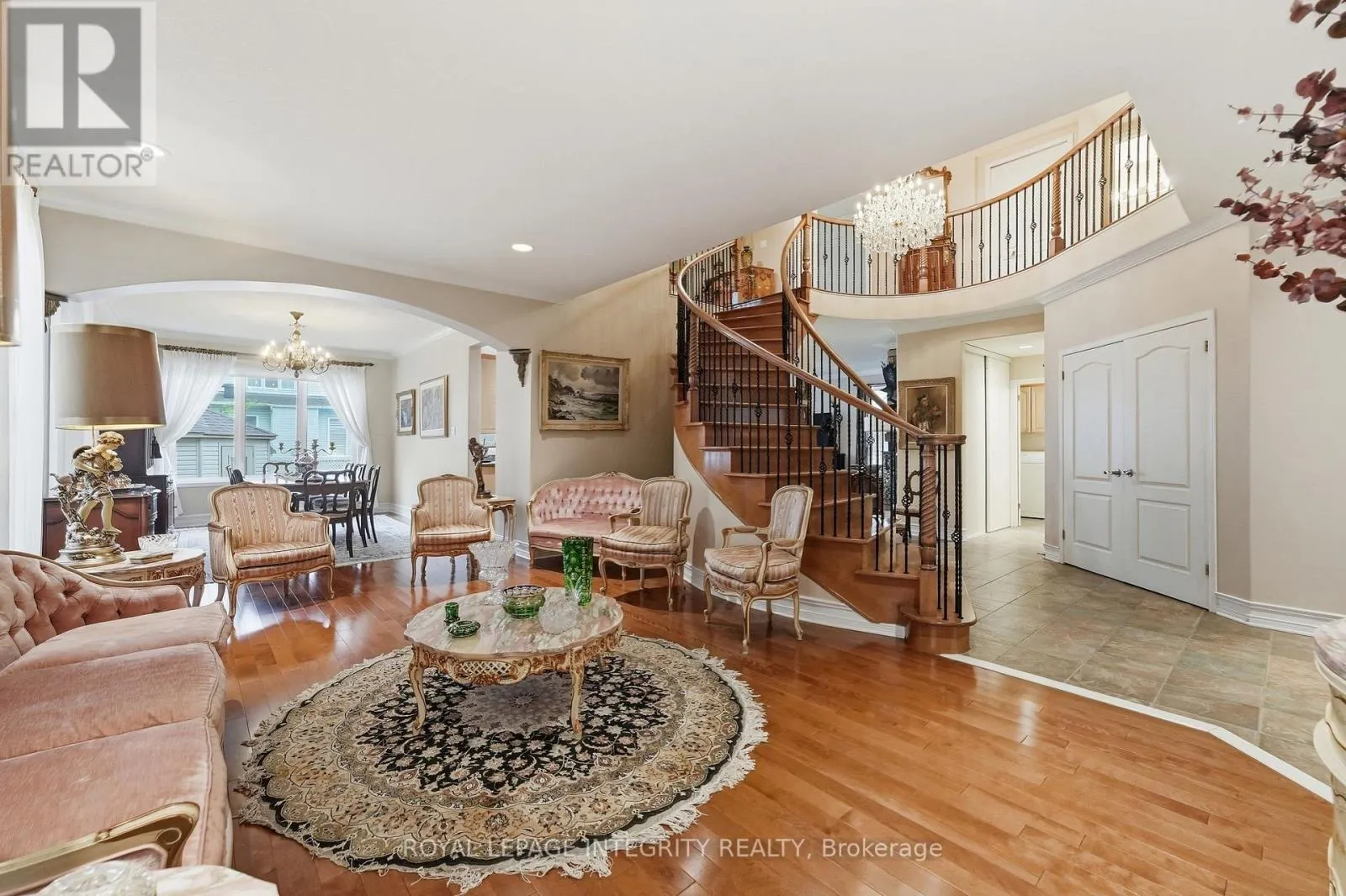 2169 VALENCEVILLE CRESCENT