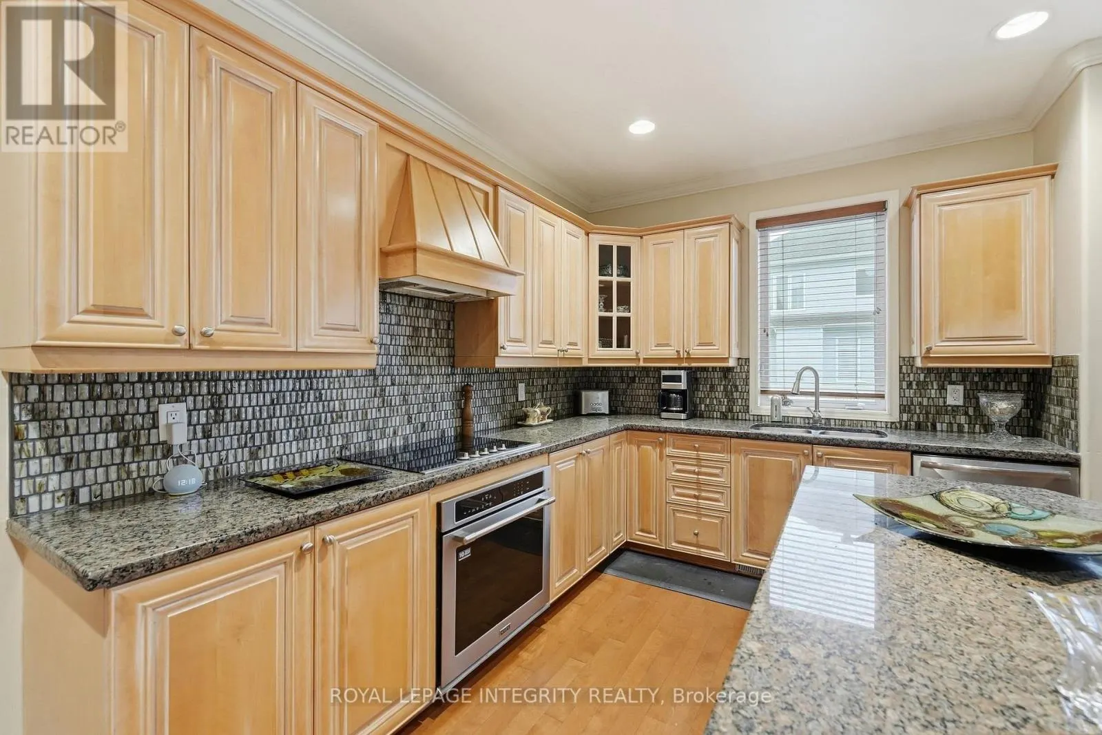 2169 VALENCEVILLE CRESCENT