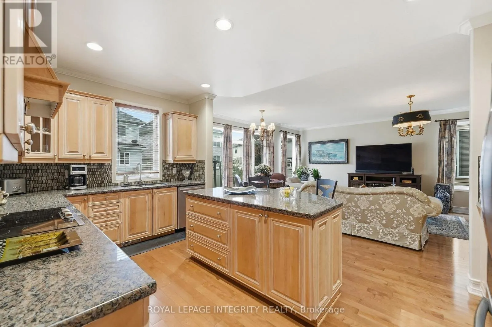 2169 VALENCEVILLE CRESCENT