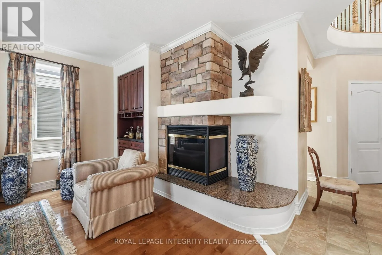 2169 VALENCEVILLE CRESCENT