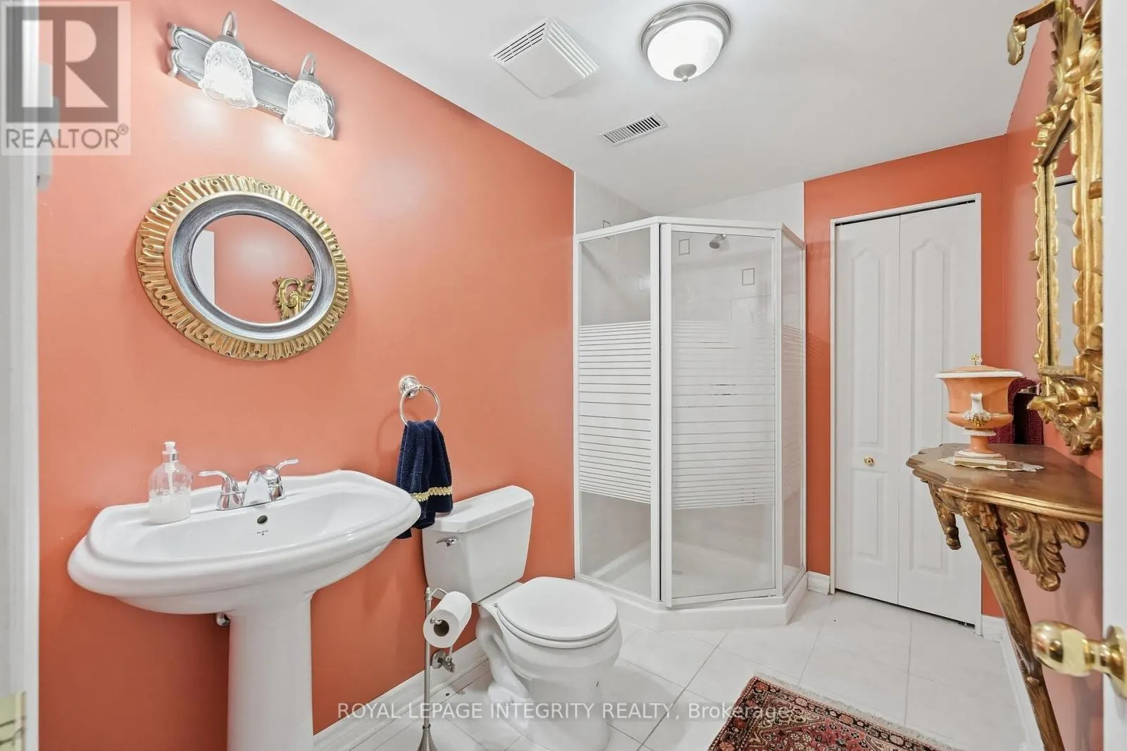 2169 VALENCEVILLE CRESCENT