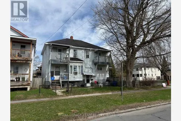 300 ST FELIX STREET