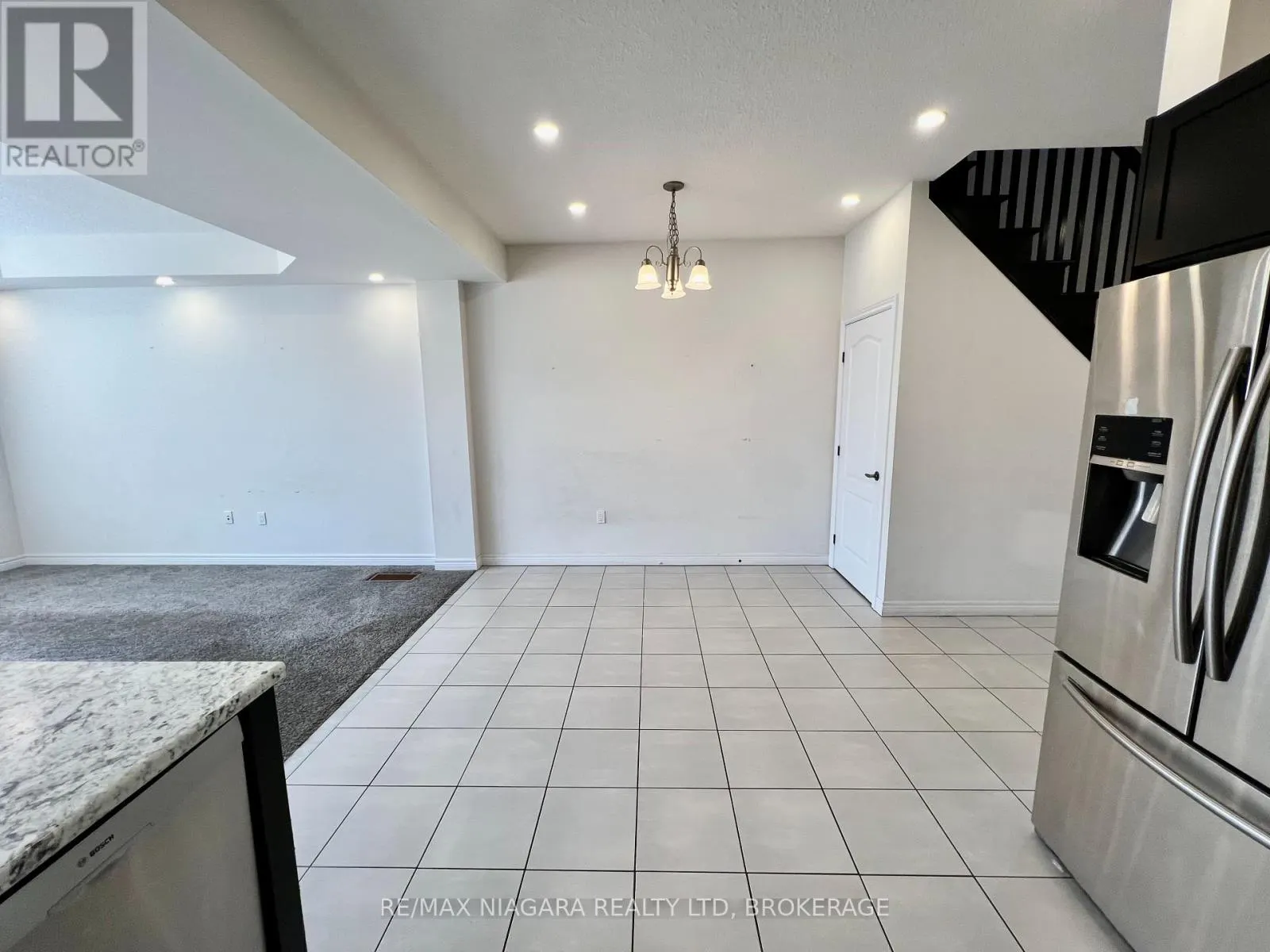 23 FAIRGROUNDS DRIVE