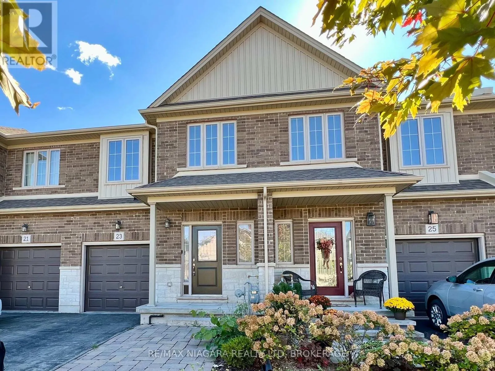 23 FAIRGROUNDS DRIVE