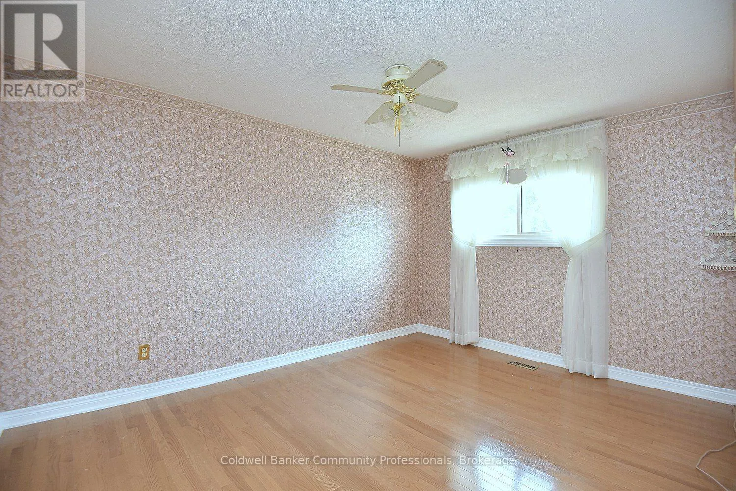 81 AYLMER CRESCENT