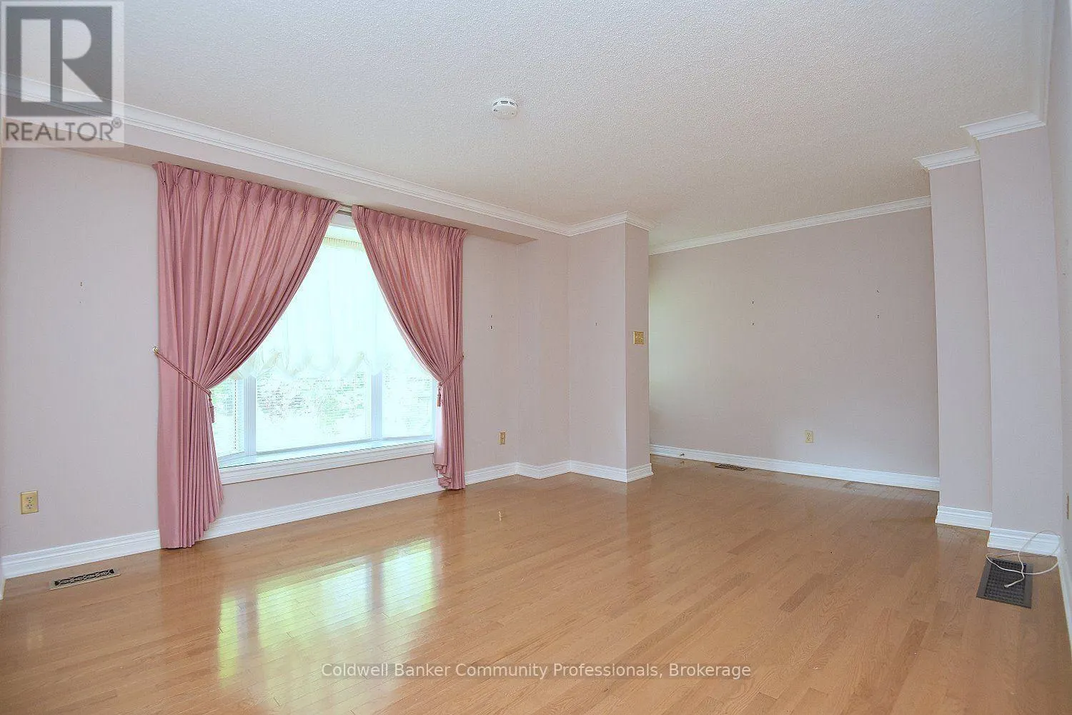81 AYLMER CRESCENT