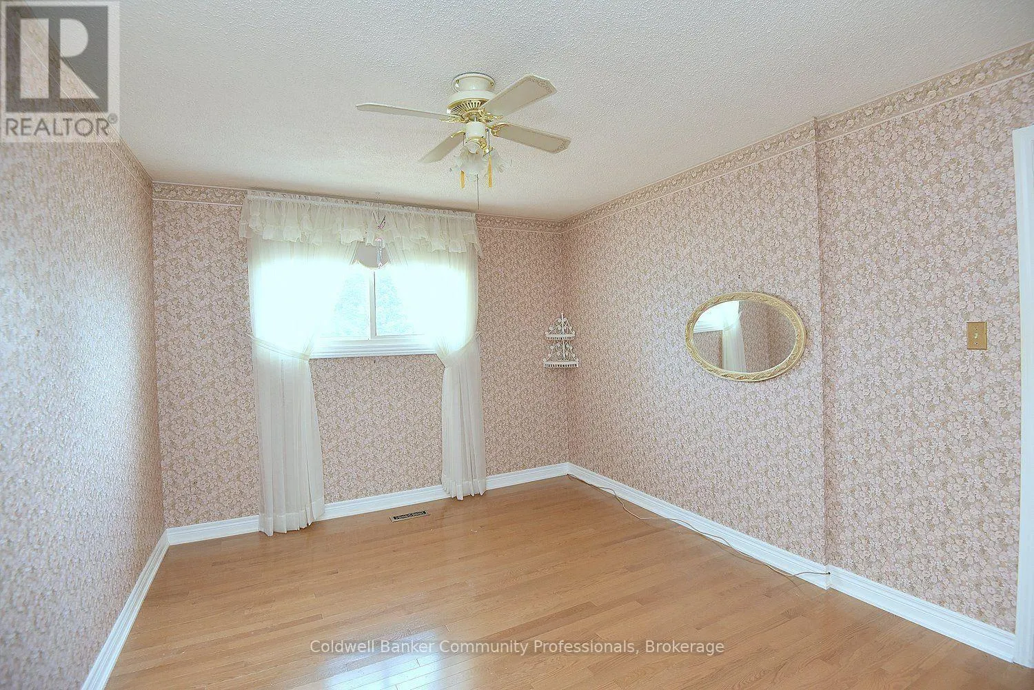 81 AYLMER CRESCENT