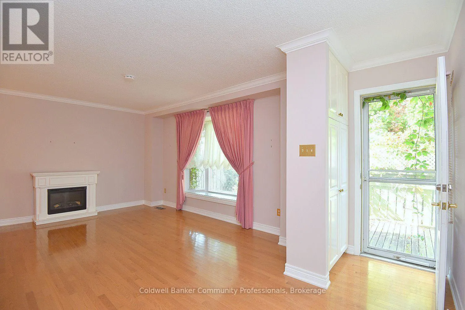 81 AYLMER CRESCENT