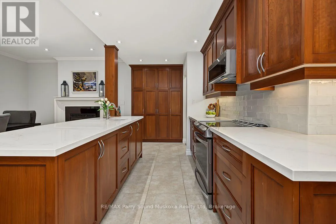 8 ANSLEY STREET