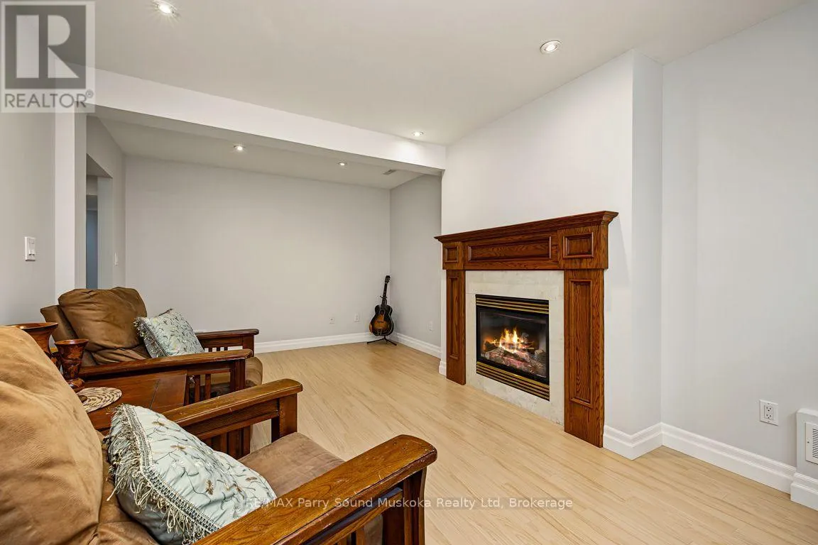 8 ANSLEY STREET