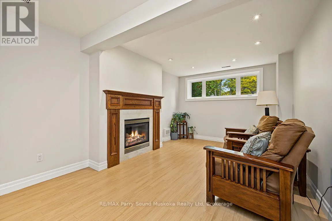 8 ANSLEY STREET