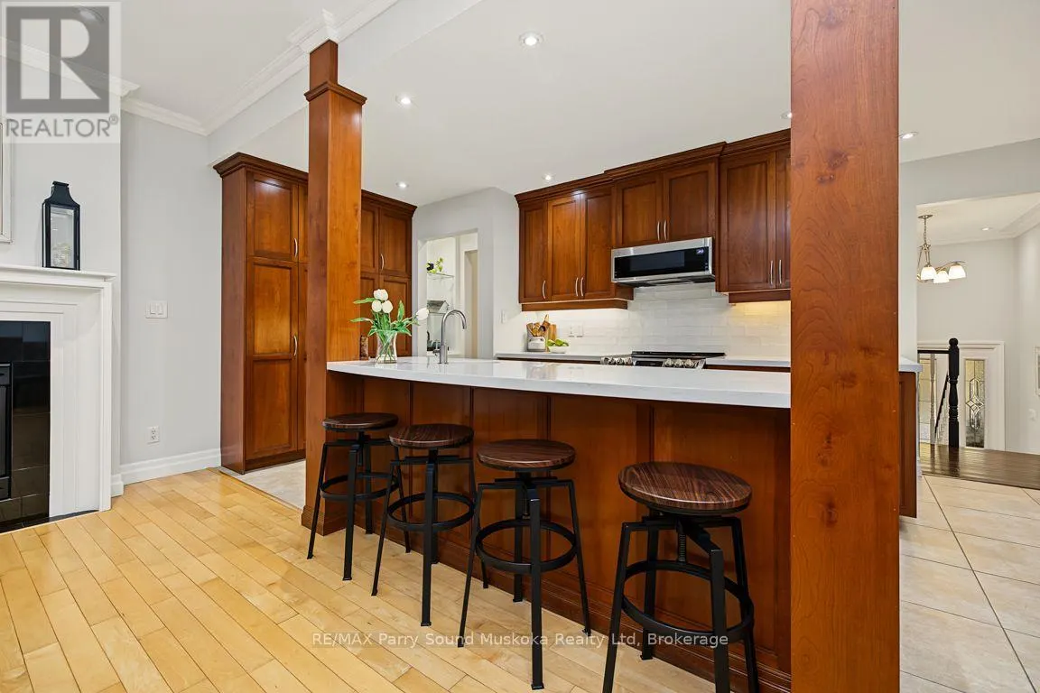 8 ANSLEY STREET