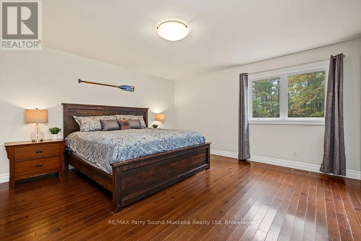 8 ANSLEY STREET