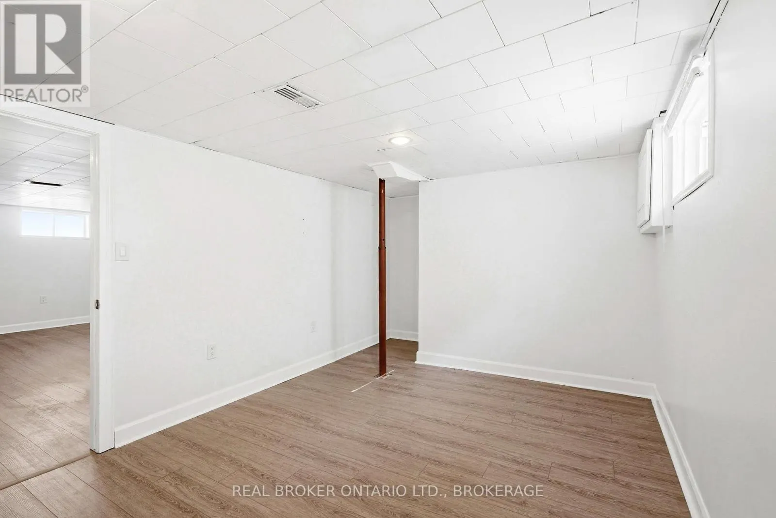 25 DUNBAR AVENUE