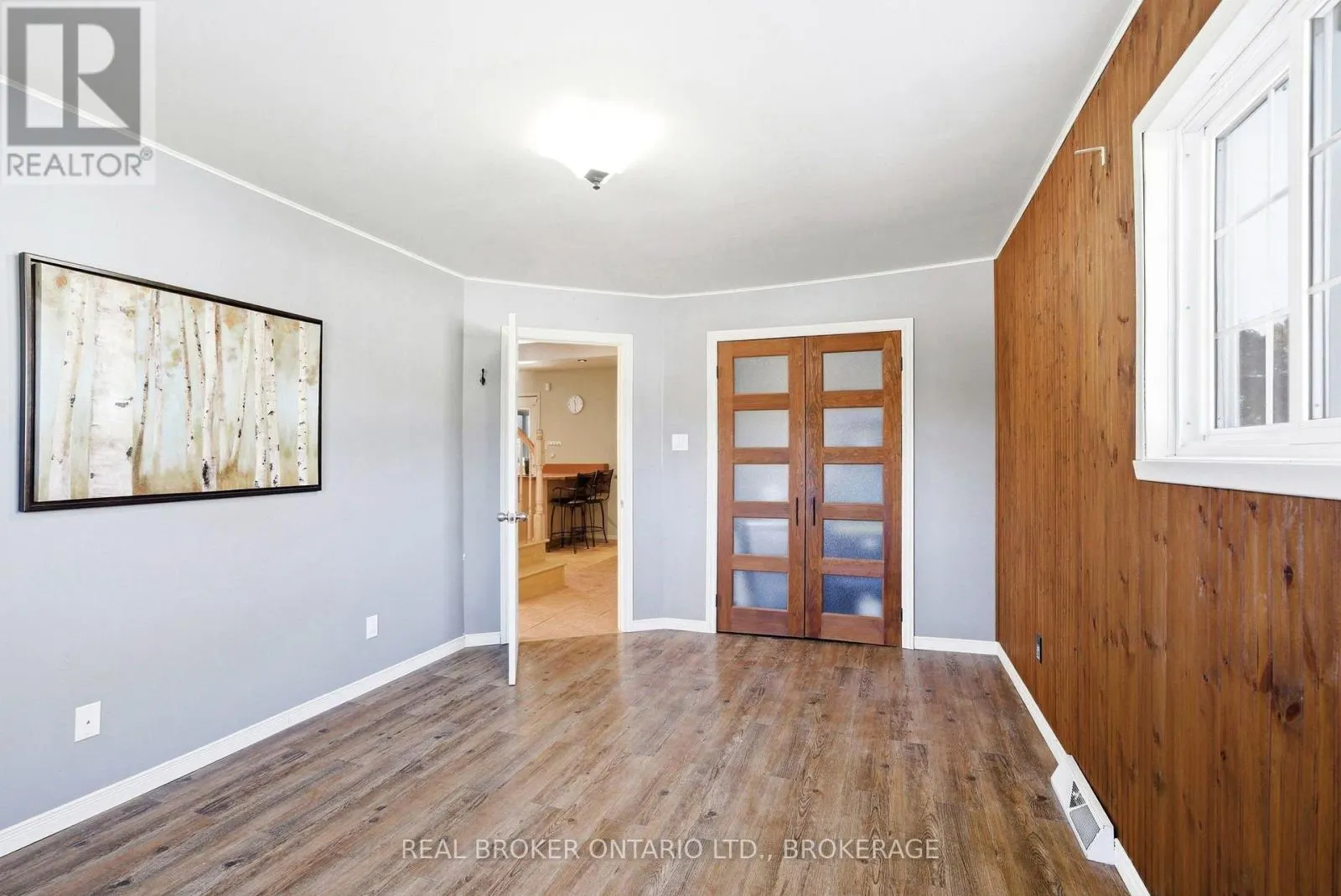 25 DUNBAR AVENUE