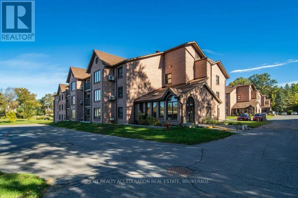106 - 7 CENTRE STREET S #106