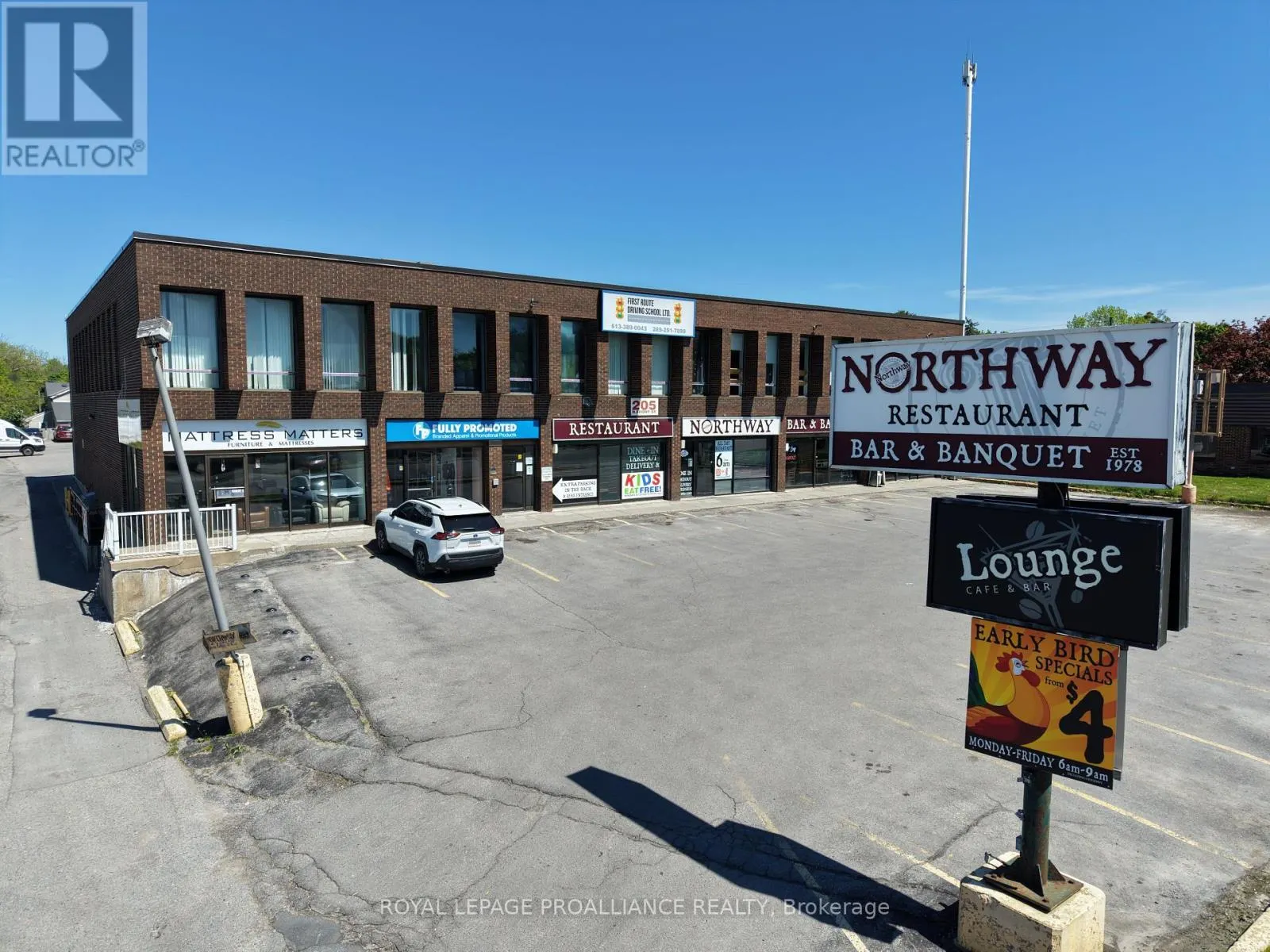 2 - 205 NORTH FRONT STREET #2