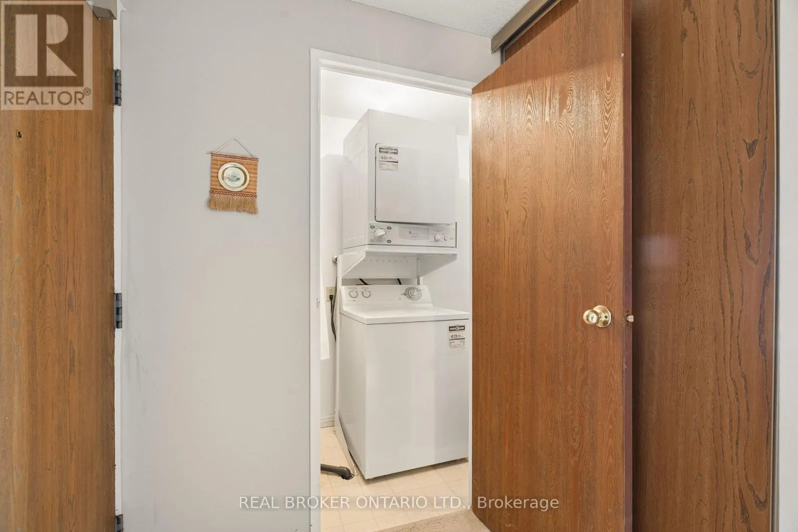 508 - 35 GREEN VALLEY DRIVE