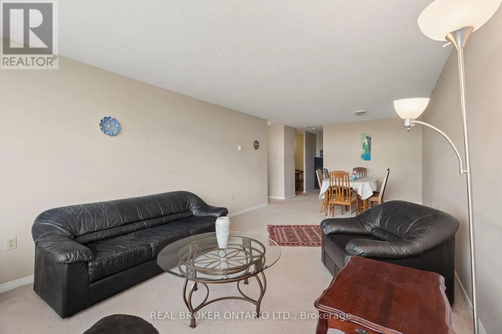 508 - 35 GREEN VALLEY DRIVE