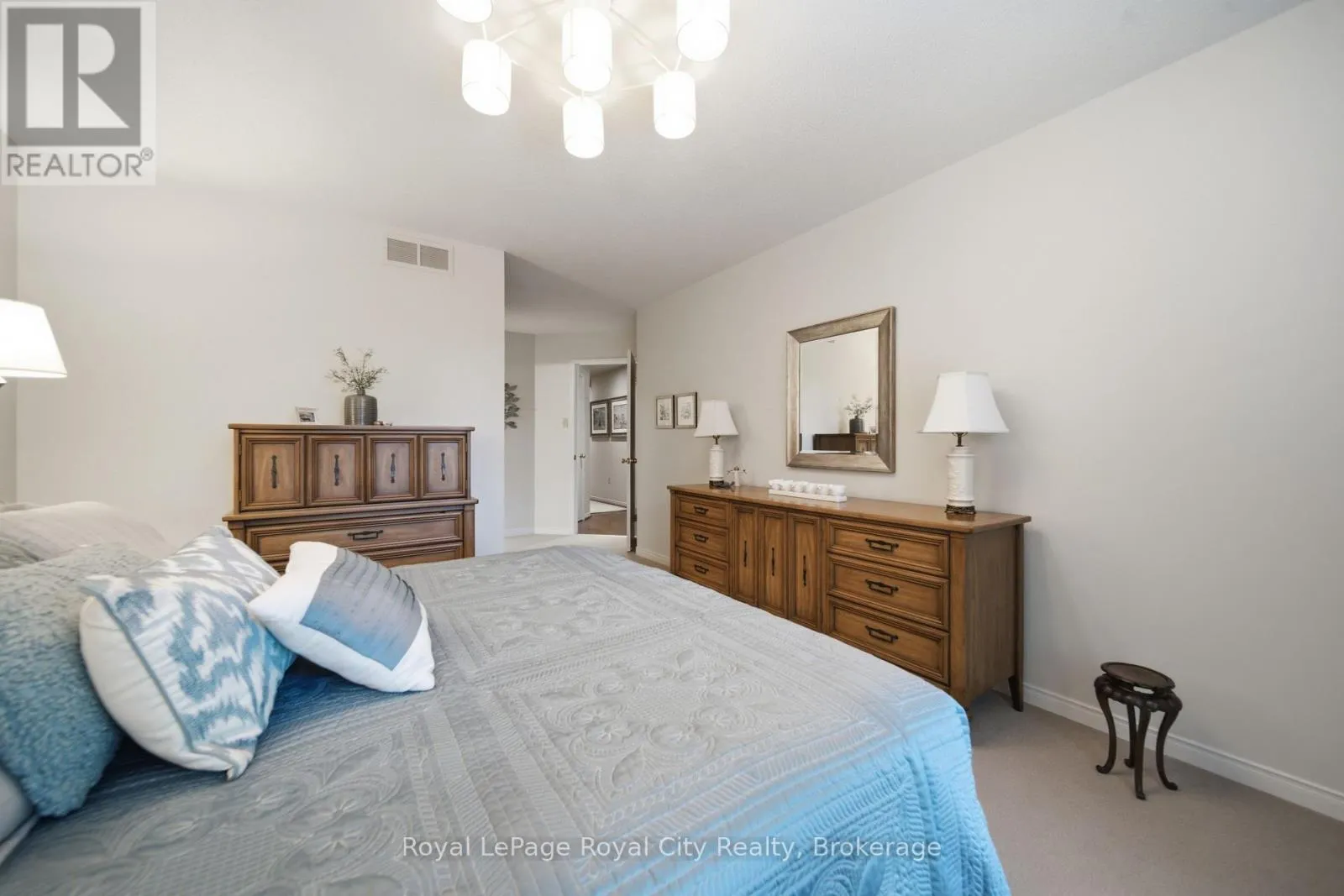 37 - 60 PTARMIGAN DRIVE #37