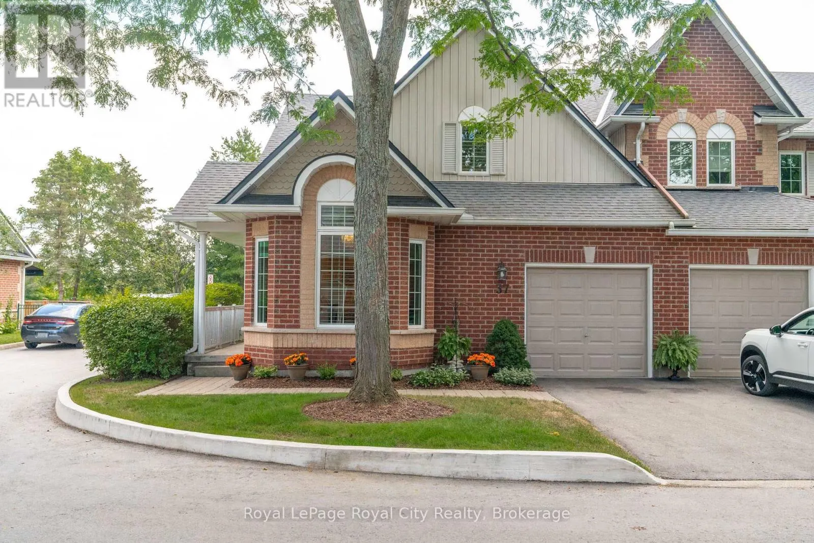 37 - 60 PTARMIGAN DRIVE #37