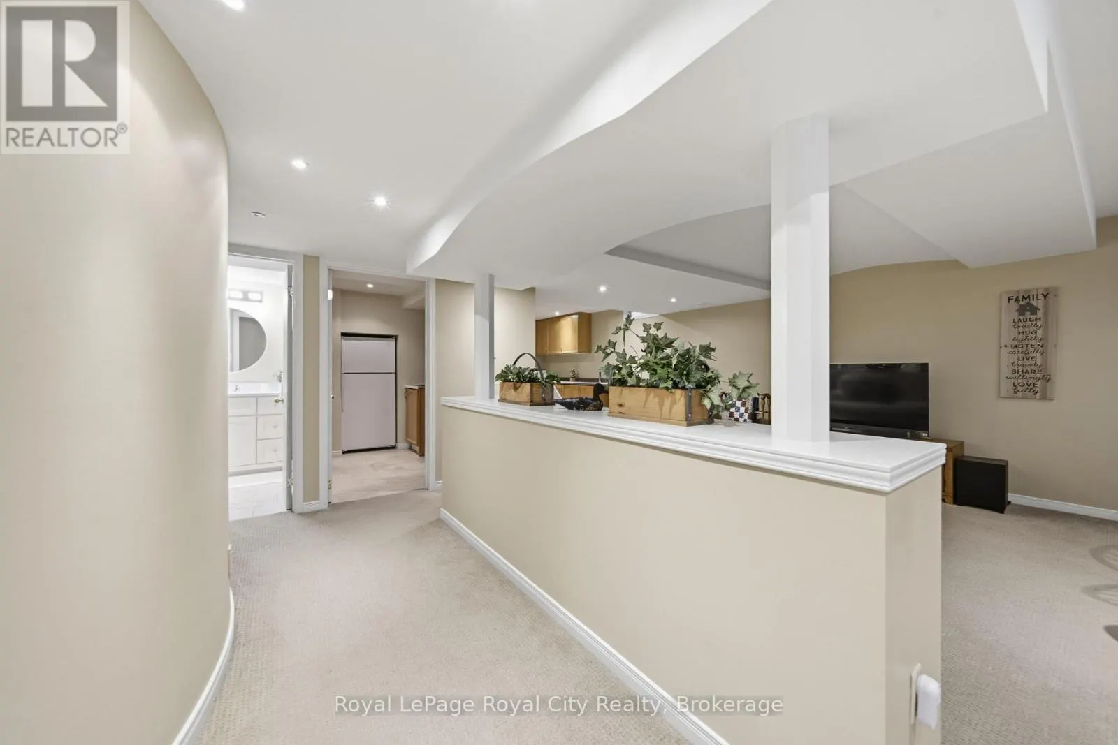 37 - 60 PTARMIGAN DRIVE #37