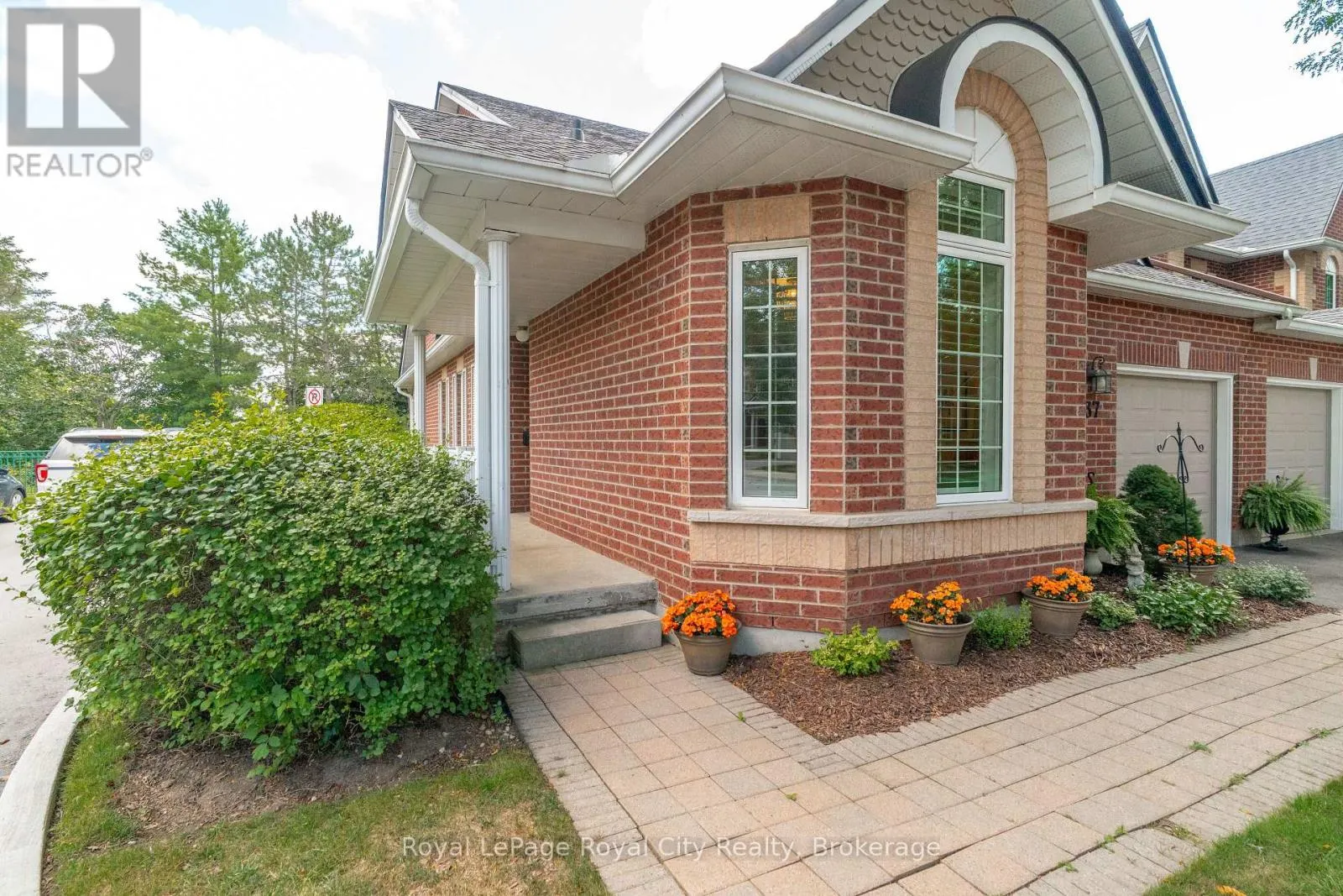 37 - 60 PTARMIGAN DRIVE #37