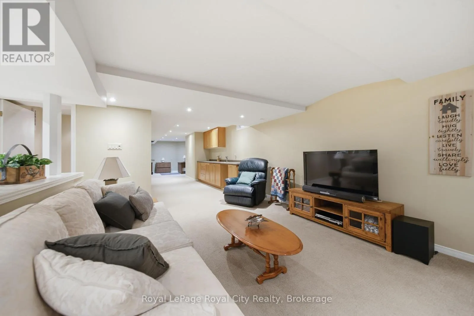 37 - 60 PTARMIGAN DRIVE #37