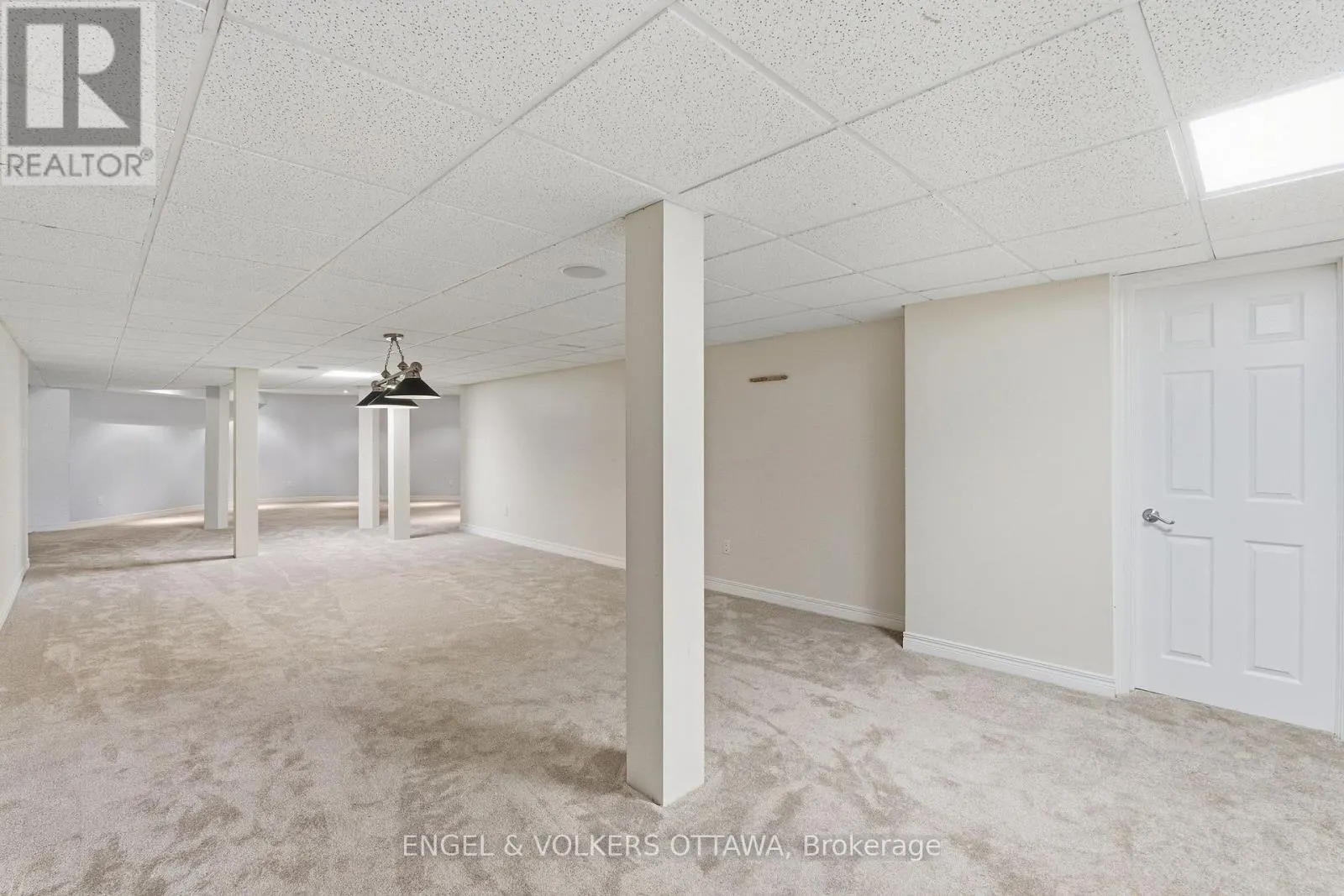 435 WESTMINSTER AVENUE