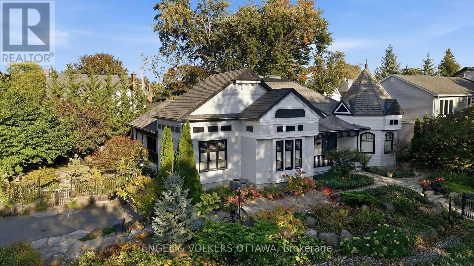 435 WESTMINSTER AVENUE