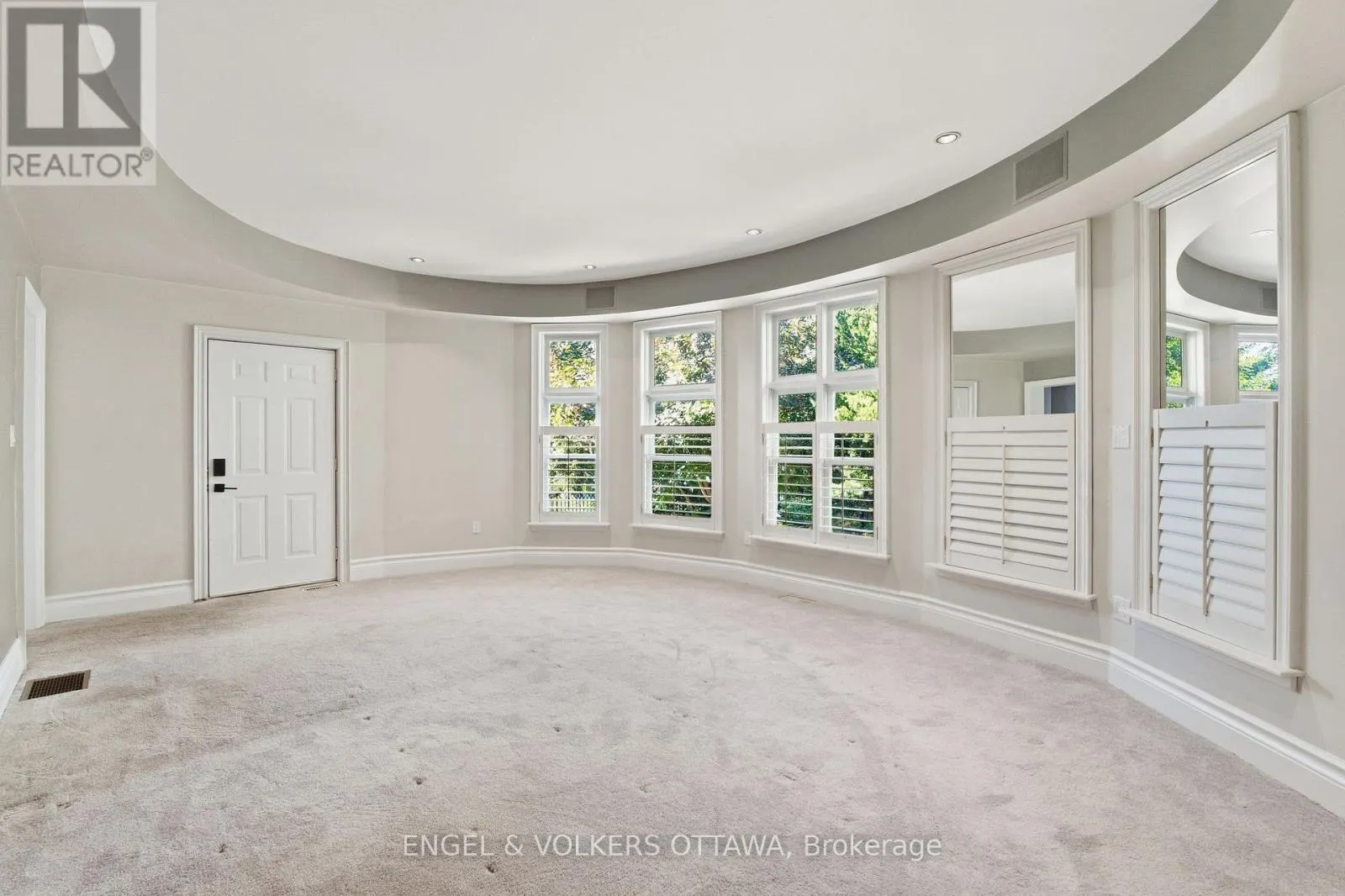435 WESTMINSTER AVENUE