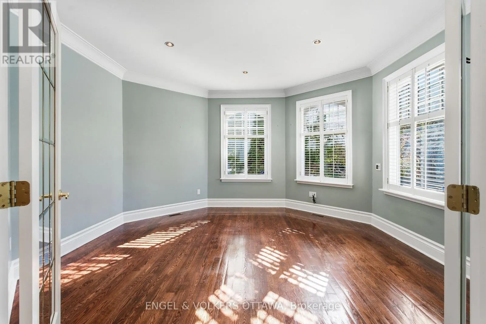 435 WESTMINSTER AVENUE