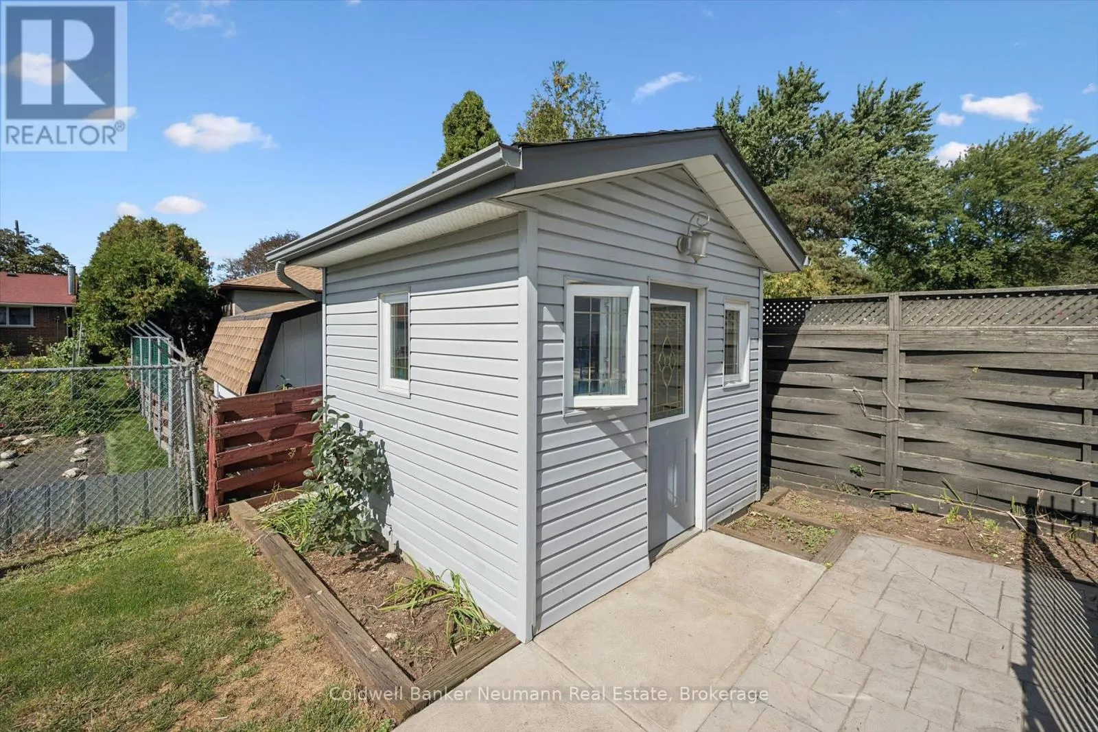 16 ARGYLE DRIVE