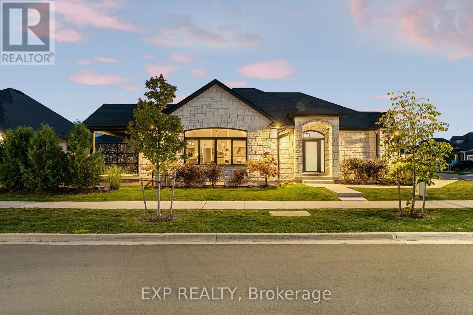 4242 VILLAGE CREEK DRIVE