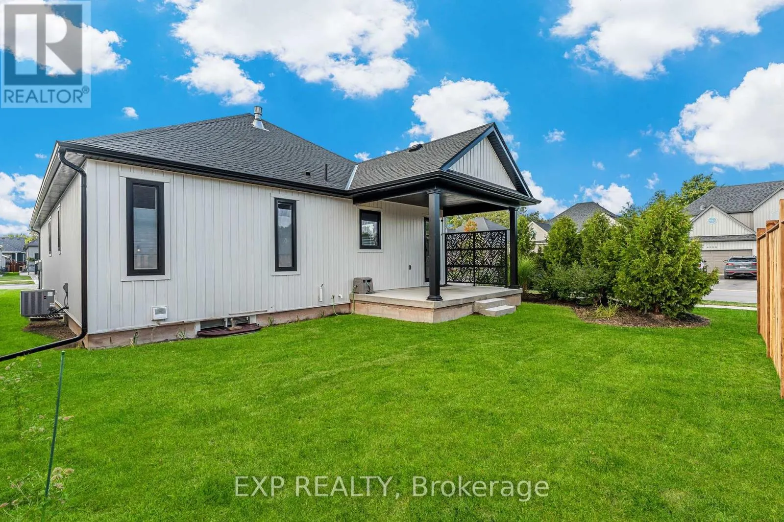 4242 VILLAGE CREEK DRIVE