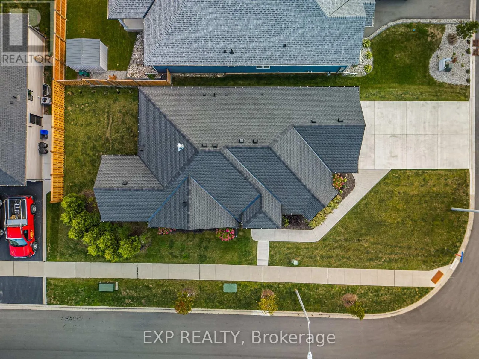 4242 VILLAGE CREEK DRIVE