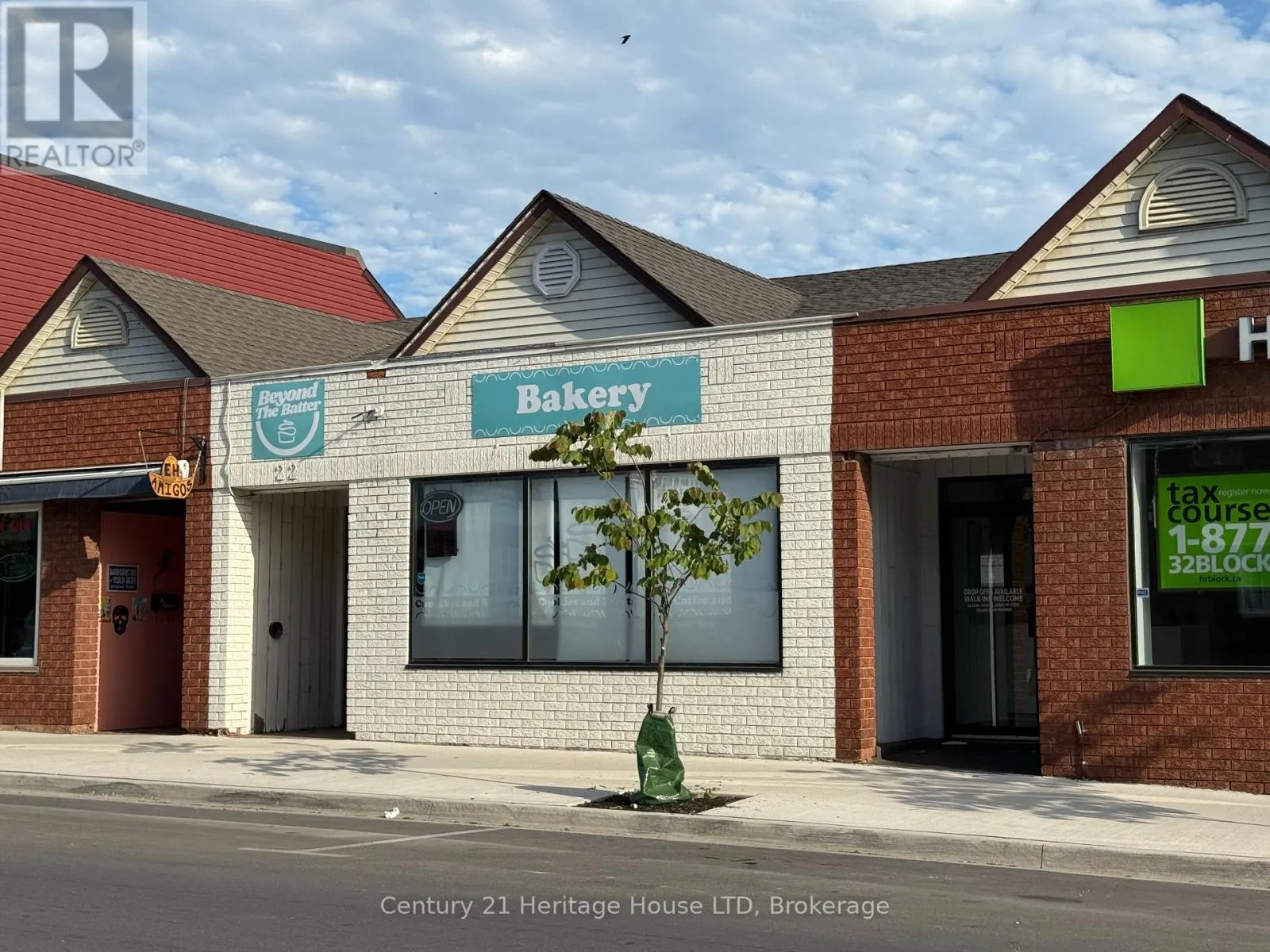 22 CLARENCE STREET E