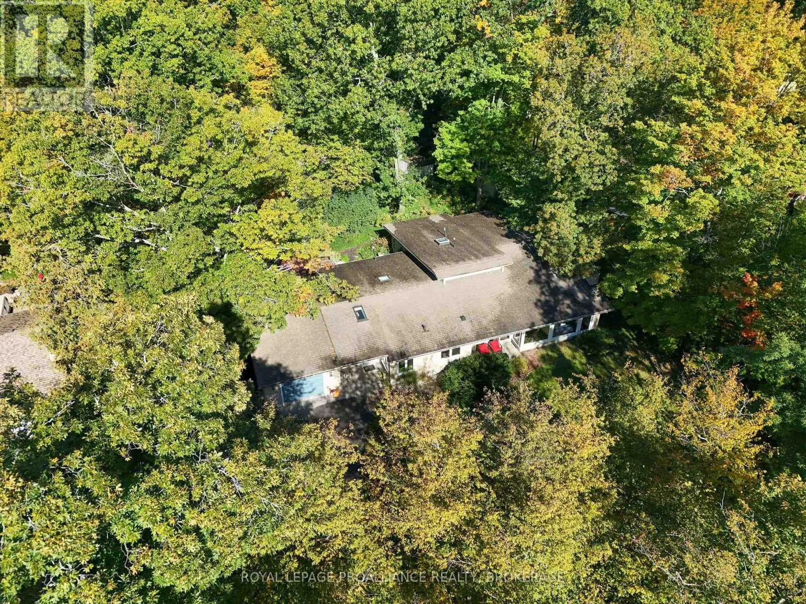 27 RIVERSIDE DRIVE