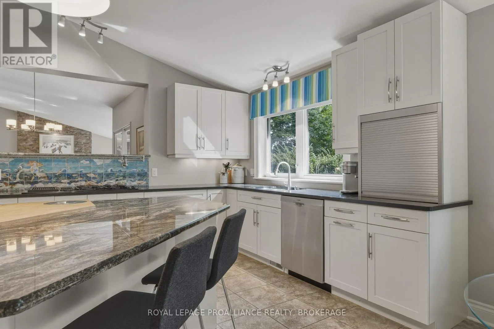 27 RIVERSIDE DRIVE