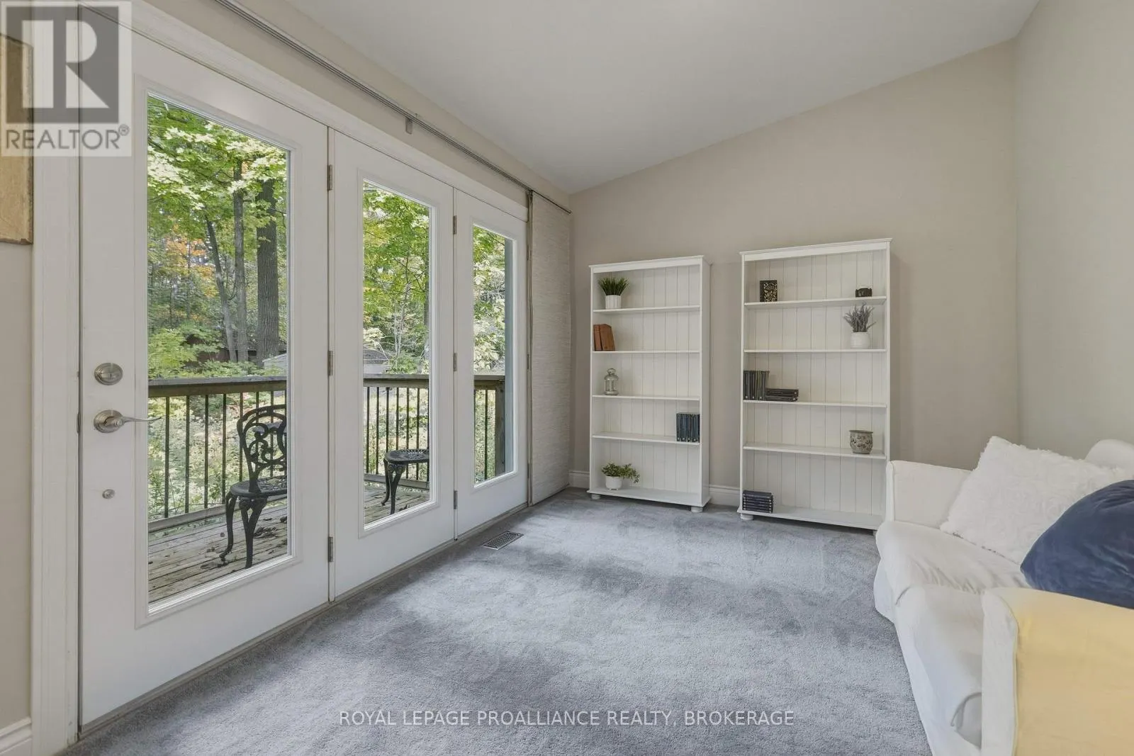 27 RIVERSIDE DRIVE