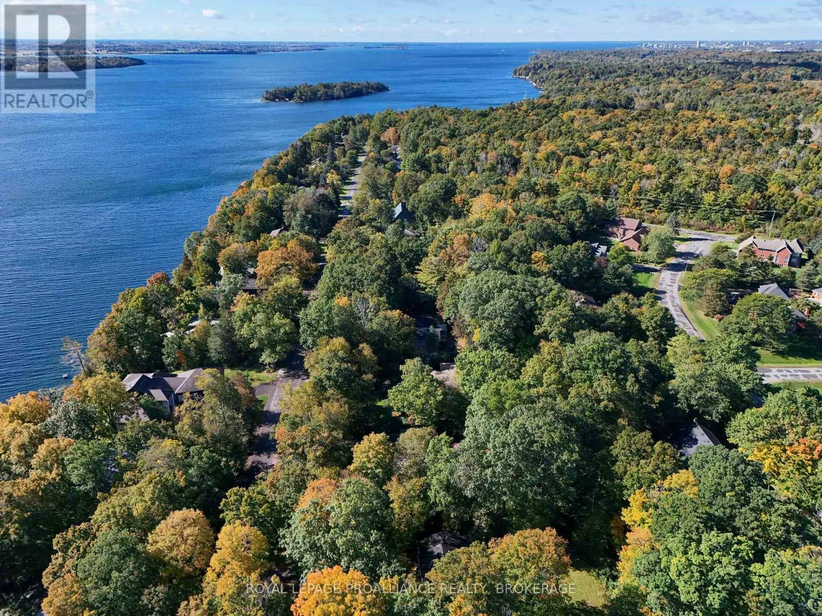 27 RIVERSIDE DRIVE