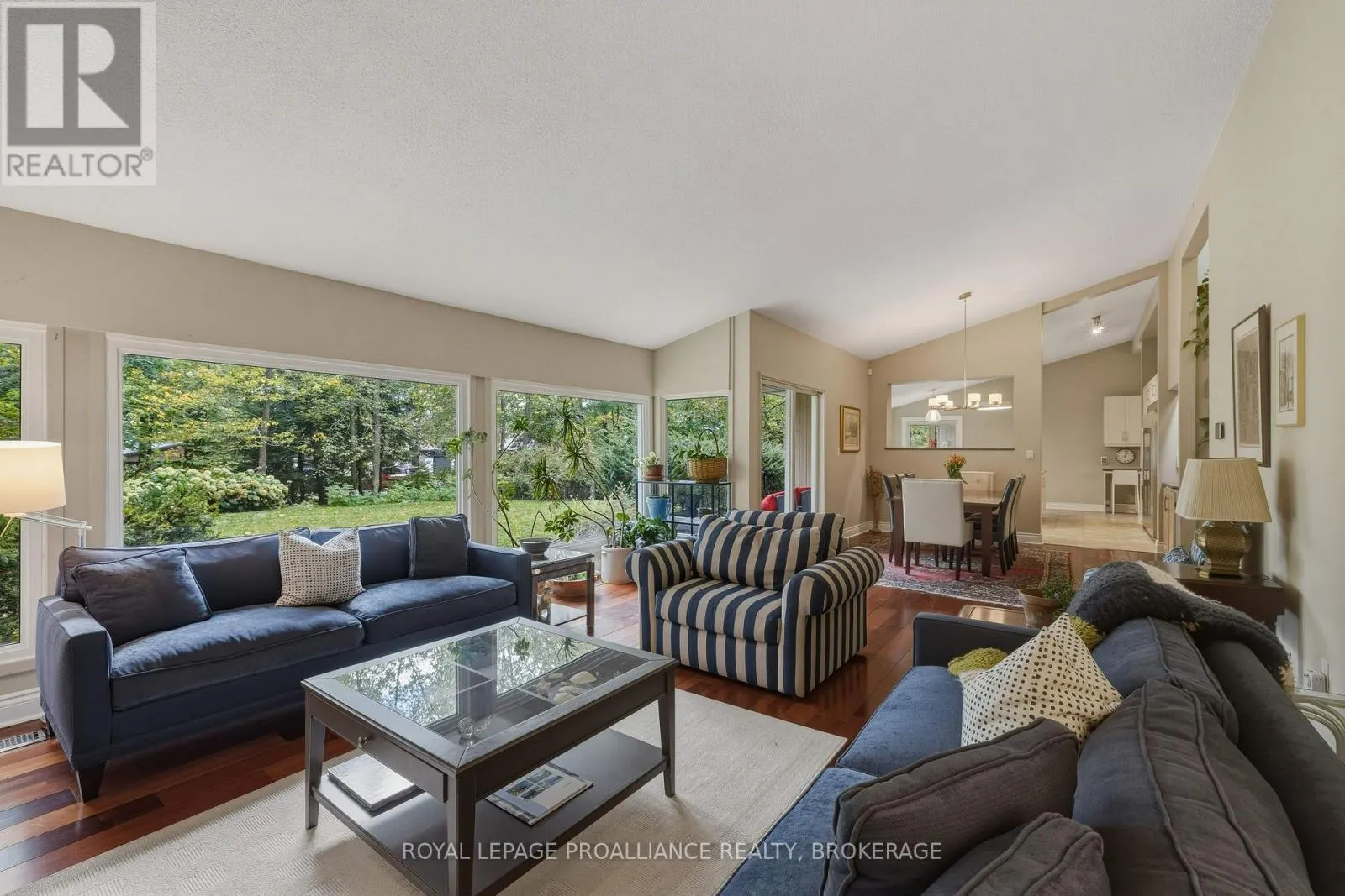 27 RIVERSIDE DRIVE