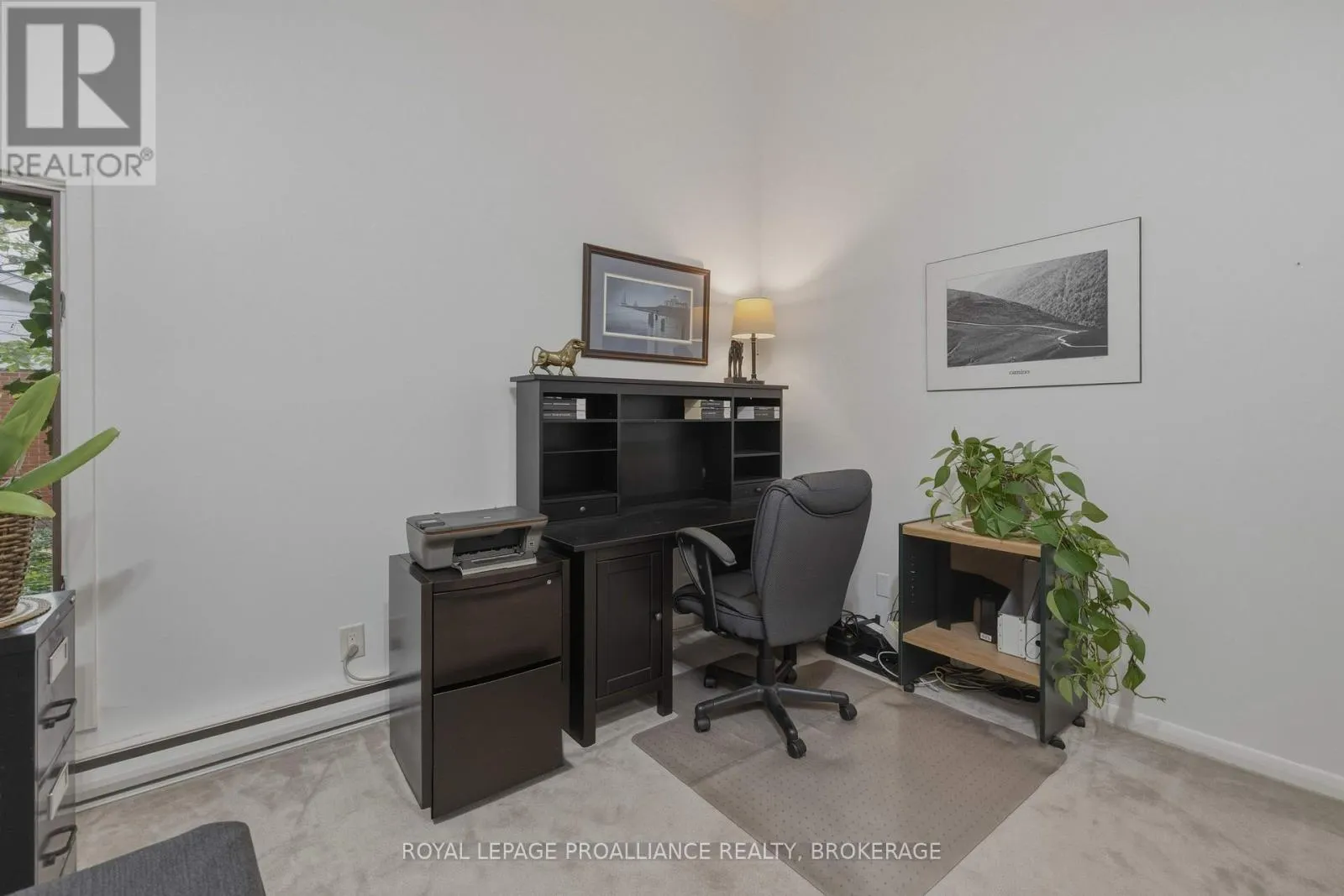 27 RIVERSIDE DRIVE