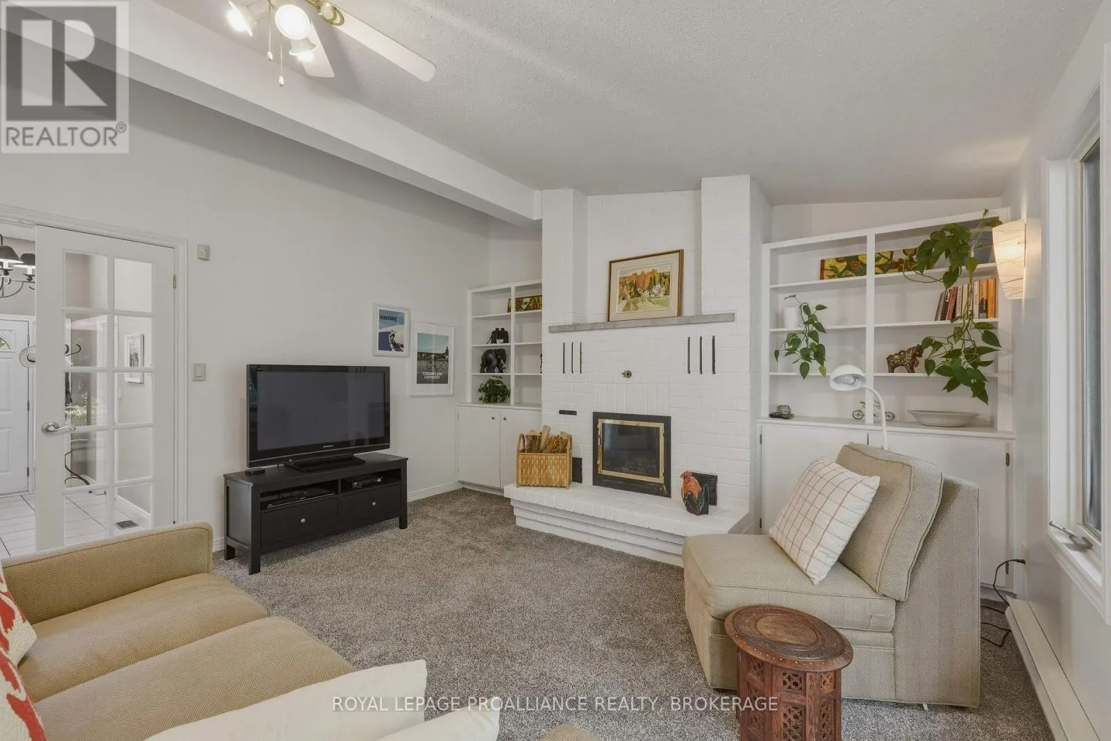 27 RIVERSIDE DRIVE