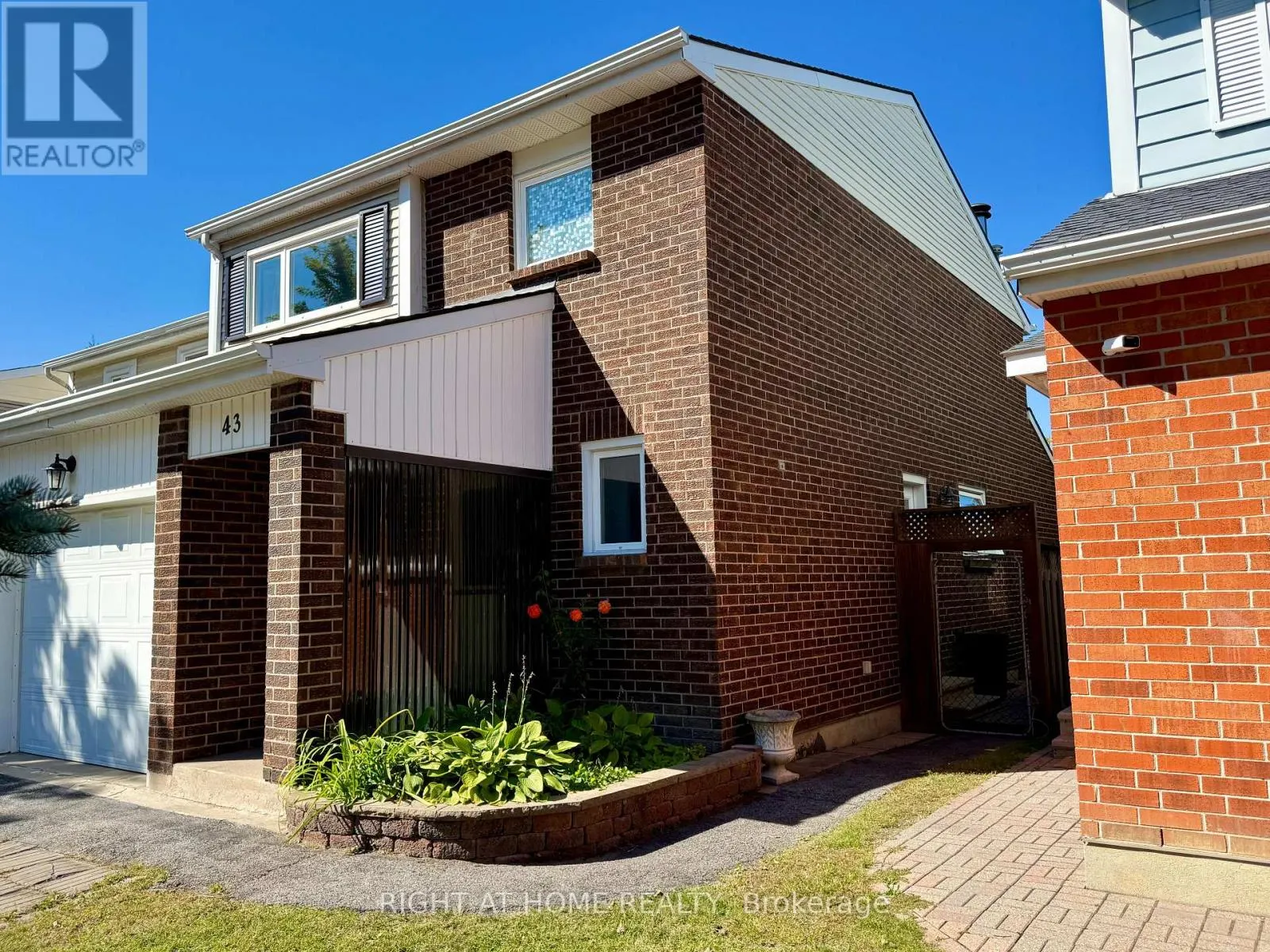 43 WESSEX ROAD